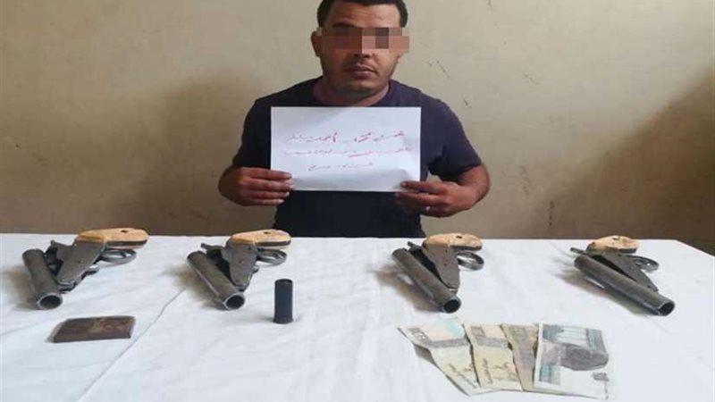 ضبط عاطل يتاجر في