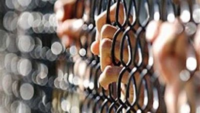 حبس ٥ متهمين لاغتصابهم فتاة بعد اختطافها داخل 