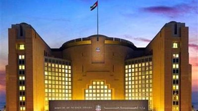 الإمارات تدعم قرار ترامب بالانسحاب من الاتفاق النووي الإيراني