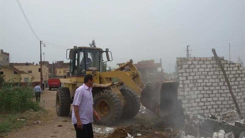 بالصور.. إزالة 35