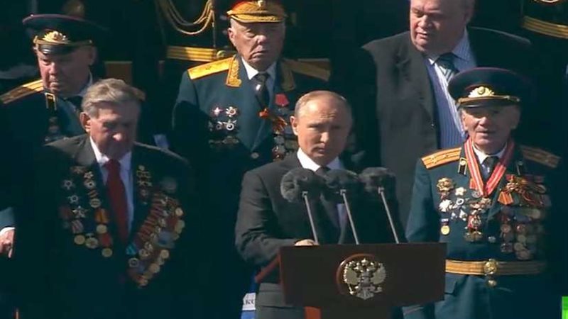 احتفال روسيا بالذكرى