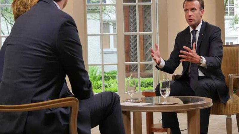 ماكرون يدعو لتوسيع