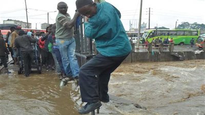 فيضان سد باتل بكينيا.. وغرق قرية بأكملها