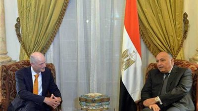 وزير الخارجية يستقبل نظيره الهولندي