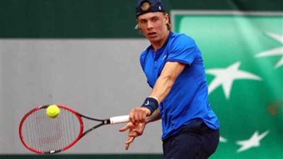 شابوفالوف يتأهل لقبل نهائي لبطولة مدريد للتنس