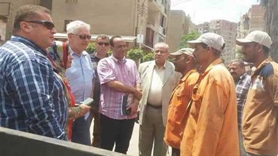 وفد ألماني يتفقد شوارع طنطا لمتابعة مشروع تجميع القمامة