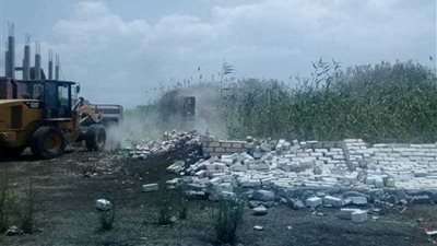 إزالة 279 حالة بناء مخالف على أرض 