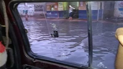 غرق مدخل الساحل الشمالي في الصرف الصحي