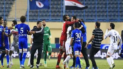سموحة يخطف هدف أمام الزمالك والجماهير تلقي الزجاجات الفارغة