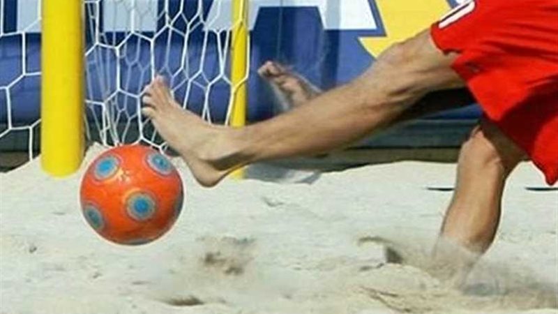 منتخب الشاطئية يهزم