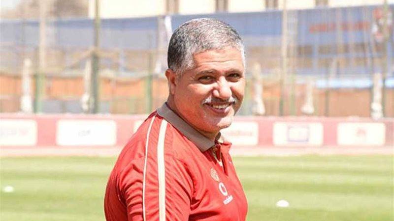 أخصائي التأهيل يقود