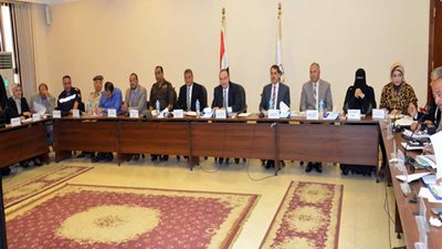 أسماء شهداء الجيش والشرطة تزين مدارس بني سويف