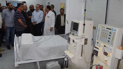 محافظ بني سويف يتفقد مستشفى ناصر