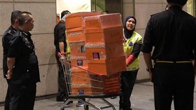 72 حقيبة أموال ومجوهرات في منزل رئيس وزراء ماليزيا