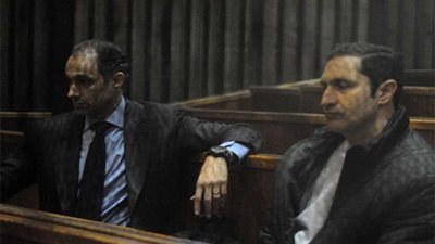 تأجيل محاكمة علاء وجمال مبارك في 