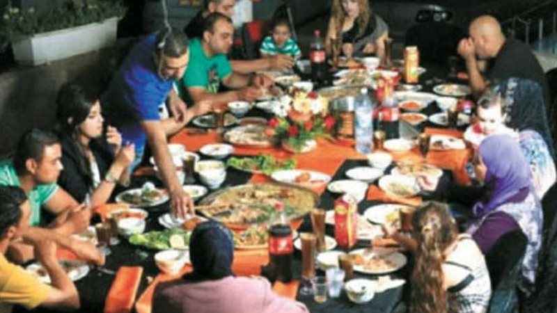 شهر الصيام فرصة للم