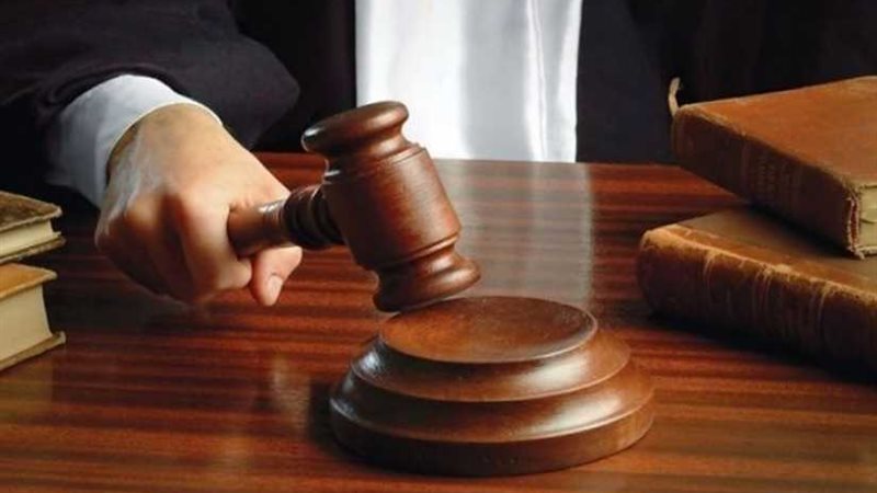 استمرار حبس متهمين