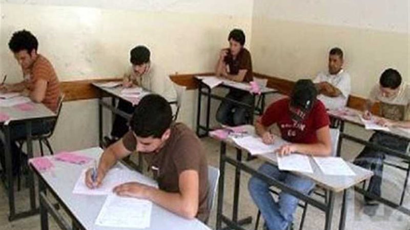 55 ألف طالب يؤدون