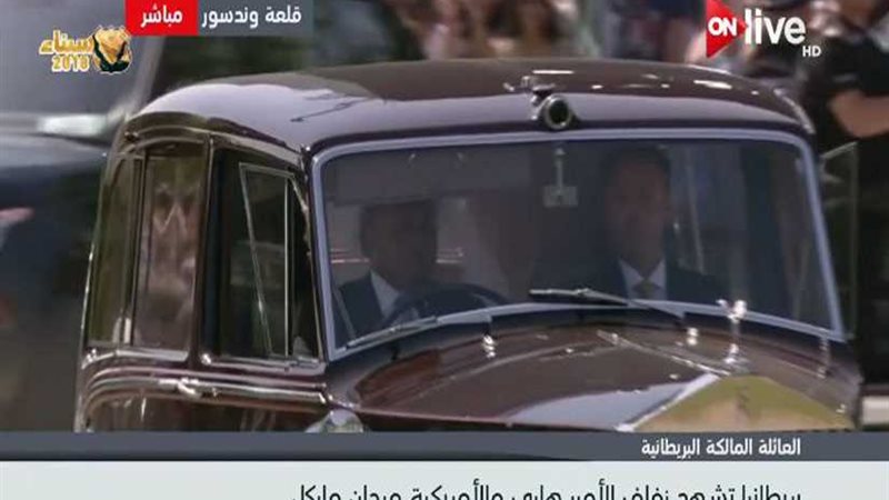 لحظة وصول موكب ماركل