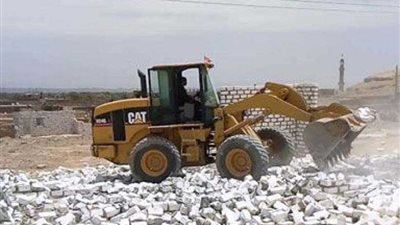 إزالة 42 تعدٍ على الأراضي الزراعية وأملاك الدولة بالمنيا