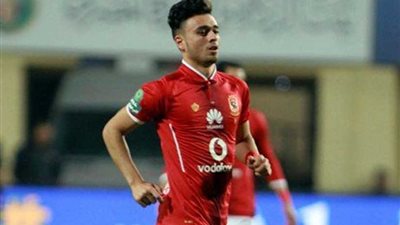 صلاح محسن يسجل الهدف الثاني للأهلي في شباك المصري