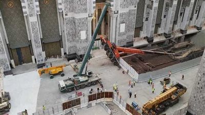 سقوط ذراع رافعة متحركة في المسجد الحرام..
