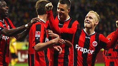 آينتراخت فرانكفورت يصعق بايرن ميونخ ويتوج بكأس ألمانيا للمرة الخامسة في تاريخه