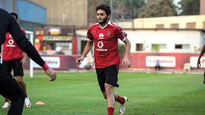 تدريبات تأهيلية لثلاثي الأهلي استعدادًا للمصري