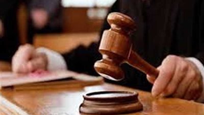 بتهمة تهريب 2 مليار جنيه.. محاكمة متهمي رشوة 