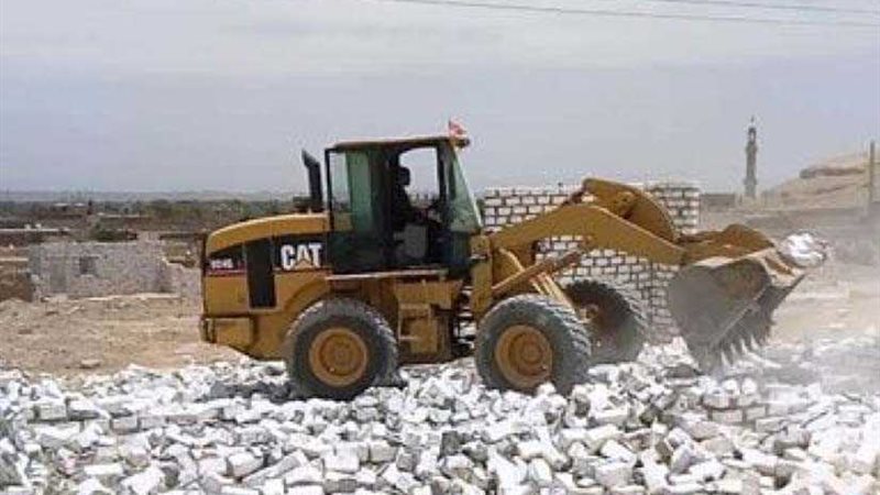 إزالة 42 تعدٍ على