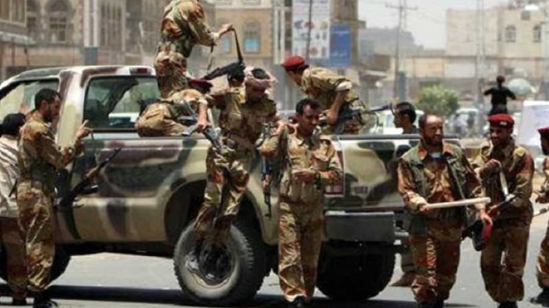 مقتل 32 مسلحًا حوثيًا