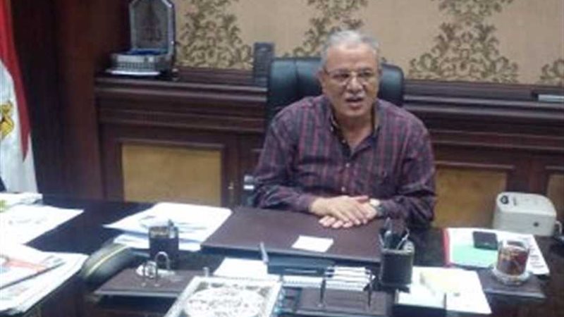 إحالة 18 طبيبًا وموظفًا