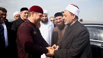رئيس الشيشان يهنئ شيخ الأزهر بحلول شهر رمضان