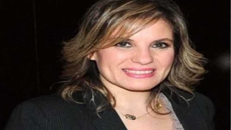 رانيا عاطف ضيفة برنامج