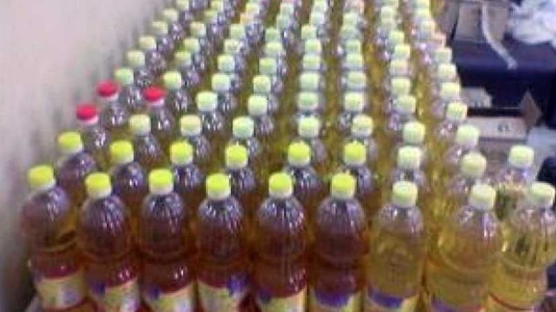 ضبط 5 أطنان زيوت