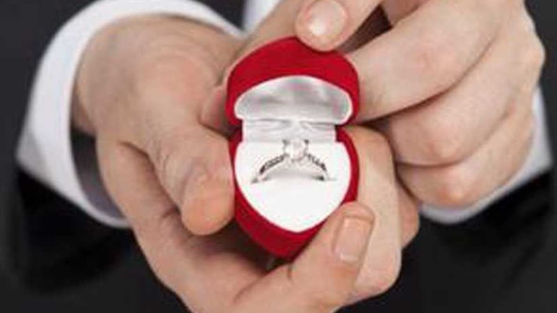 أغرب طلب زواج في