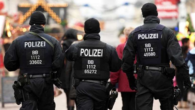 تفكيك قنبلة ضخمة