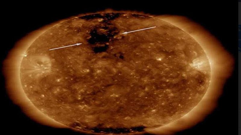 شاهد .. ثقب الشمس