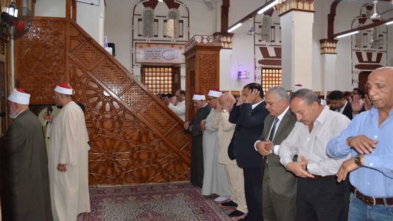 محافظ الغربية يفتتح