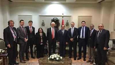وزير الاستثمار البريطاني يزور مصر لاستكشاف فرص جديدة