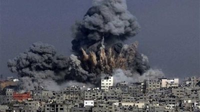 طائرات الاحتلال الإسرائيلي تقصف عددا من المواقع في قطاع غزة