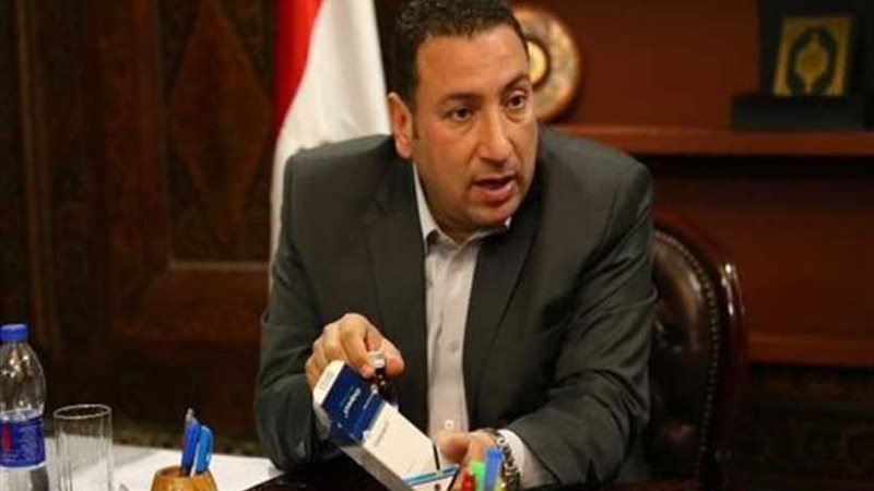 الصيادلة تناقش مع