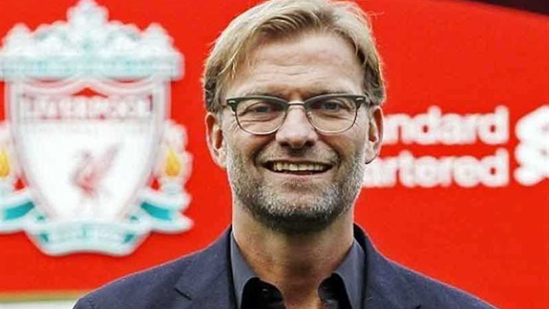 كلوب عقب توقيع فابينيو