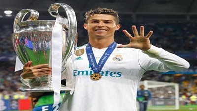 غياب رونالدو عن تقديم القميص الجديد لريال مدريد الأبرز في الصحف الأسبانية