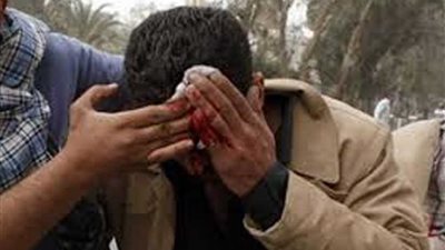 طالب يضرب زميلة بقالب طوب فى وجهه بالسنطة