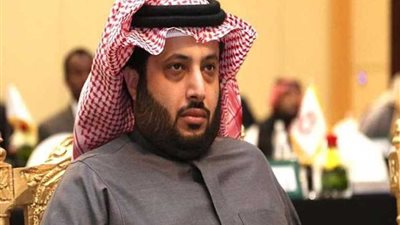 تركي آل الشيخ يتدخل لإنهاء أزمة صلة والأهلي