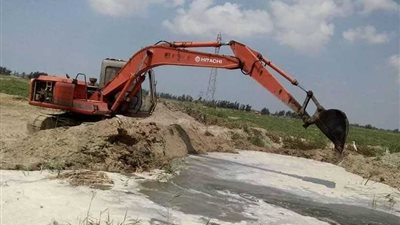 إزالة مزرعة سمكية مخالفة ببلقاس