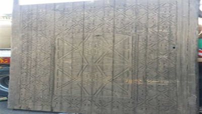 الأمن يحبط تهريب باب خشبي أثري عبر ميناء دمياط البحري