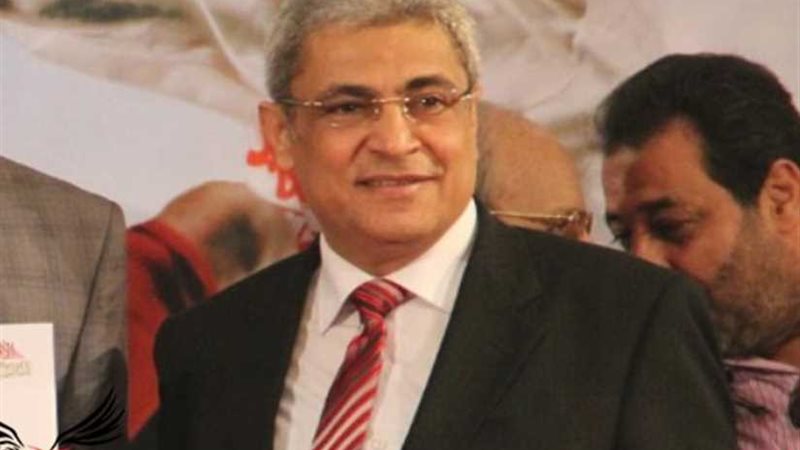 الكاتب الصحفي خالد