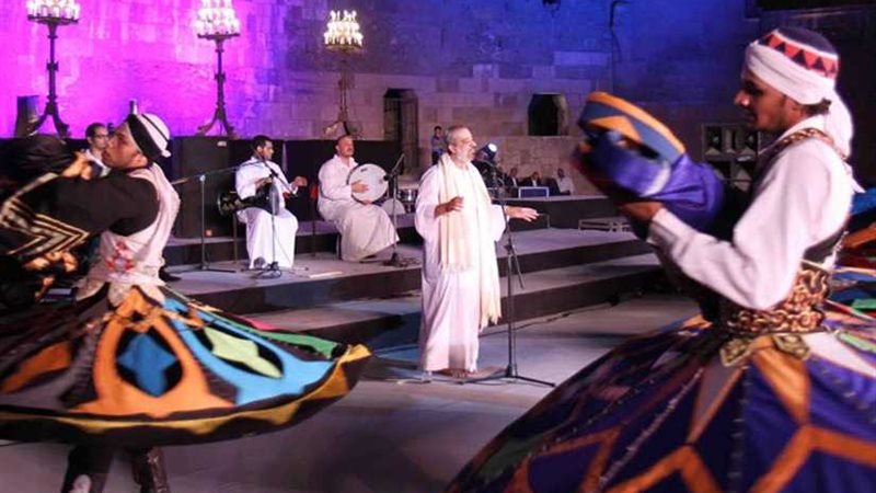 التنورة والإنشاد